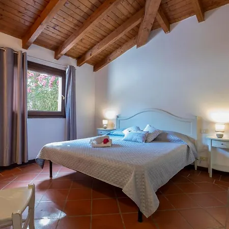 Chiara Villa Stintino